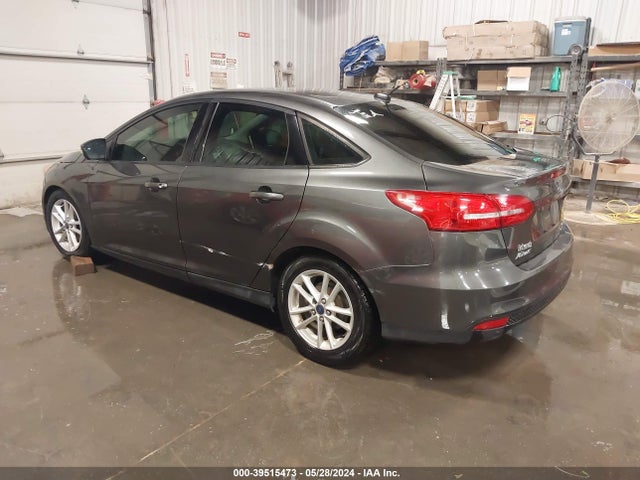 Ford FOCUS SE 2016 1FADP3F22GL262687 Image 3