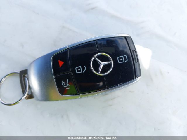 WDDZF4JBXHA255960 Mercedes-Benz E 300