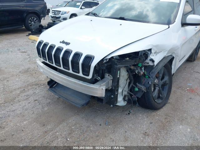 1C4PJLCB4JD620757 Jeep Cherokee Latitude