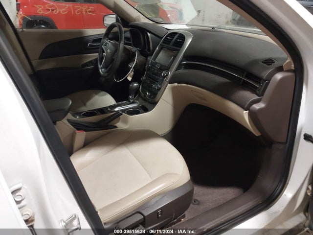 Chevrolet MALIBU 1LT 2014 1G11C5SL8EF298665 Image 5