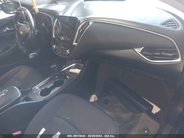 Chevrolet MALIBU LT 2018 1G1ZD5ST8JF184465 Image 5