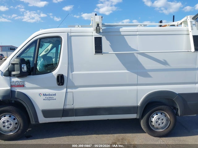 3C6TRVNGXJE128493 RAM Promaster 1500 Low Roof 118 Wb