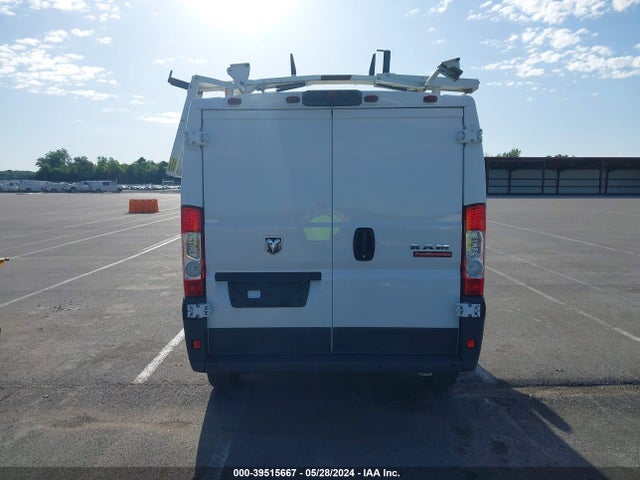 3C6TRVNGXJE128493 RAM Promaster 1500 Low Roof 118 Wb