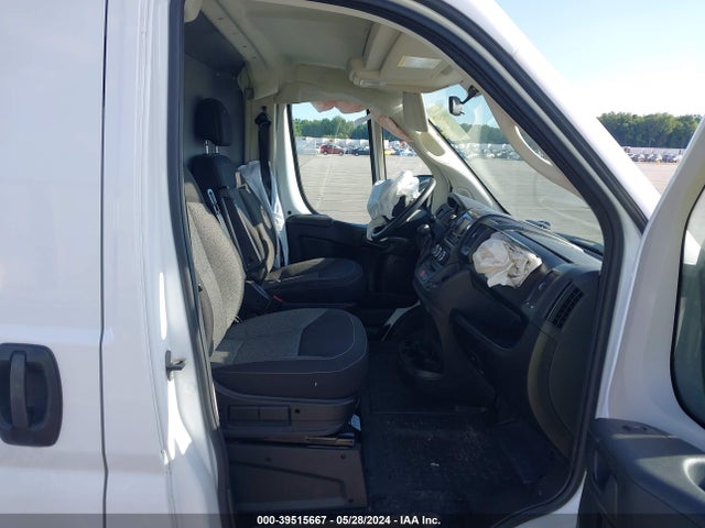 3C6TRVNGXJE128493 RAM Promaster 1500 Low Roof 118 Wb