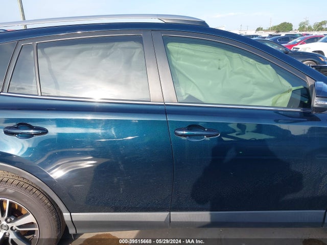 Toyota Rav4 Xle 2017 JTMWFREV5HD103260 Image 14