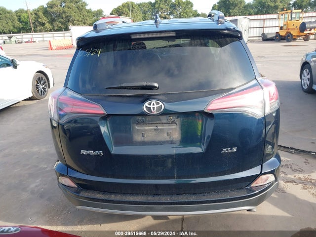 Toyota Rav4 Xle 2017 JTMWFREV5HD103260 Image 17