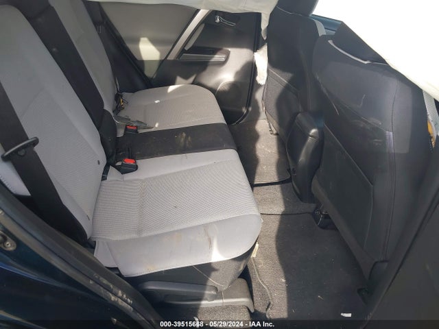 Toyota Rav4 Xle 2017 JTMWFREV5HD103260 Image 8