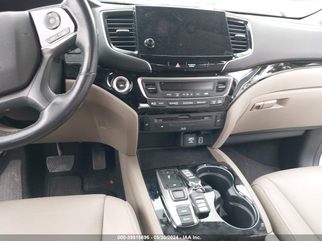 Honda Pilot Touring 2019 5FNYF5H93KB009023 Image 11