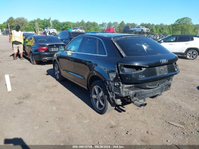 WA1EFCFS1FR005236 Audi Q3 2.0t Premium Plus