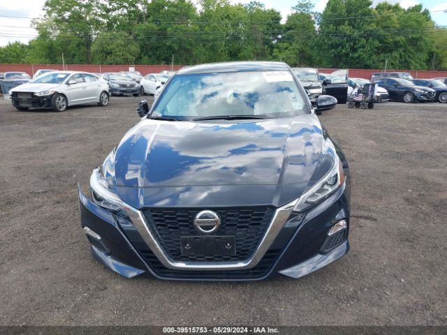 1N4BL4DW5NN358880 Nissan Altima Sv Intelligent Awd