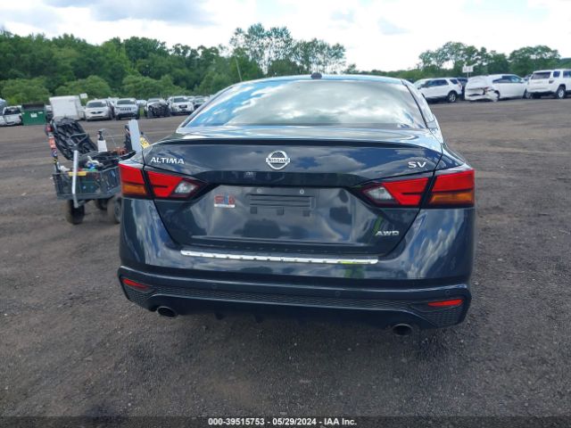 1N4BL4DW5NN358880 Nissan Altima Sv Intelligent Awd