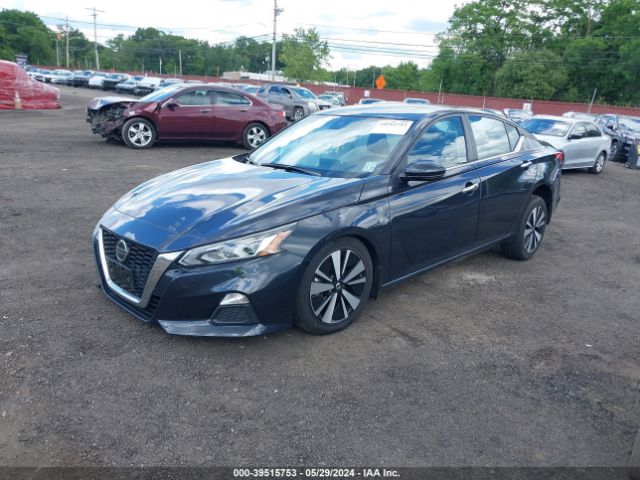 1N4BL4DW5NN358880 Nissan Altima Sv Intelligent Awd
