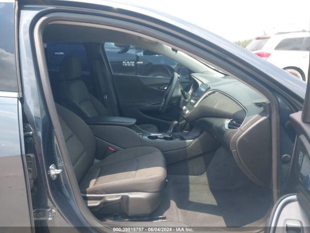 1G1ZB5ST6KF212304 Chevrolet Malibu 1ls