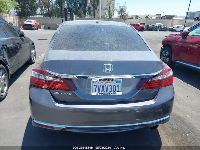 Honda ACCORD EX 2017 1HGCR2F73HA030605 Image 17