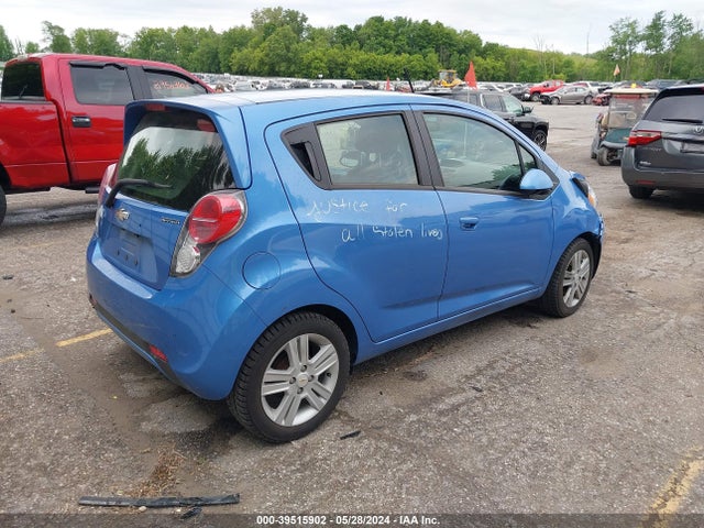 Chevrolet Spark 1lt Cvt 2015 KL8CD6S90FC783868 Image 4