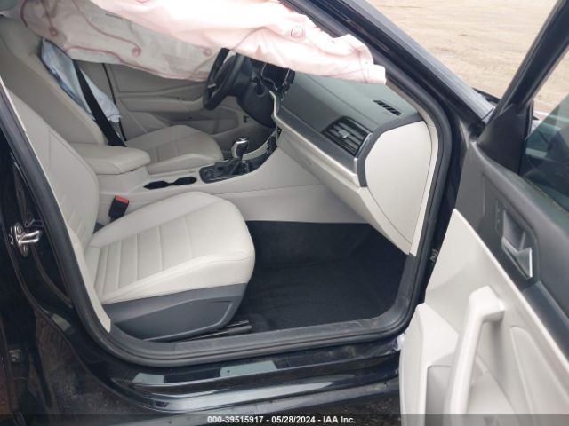 3VW7M7BU9NM001063 Volkswagen Jetta 1.5t Se