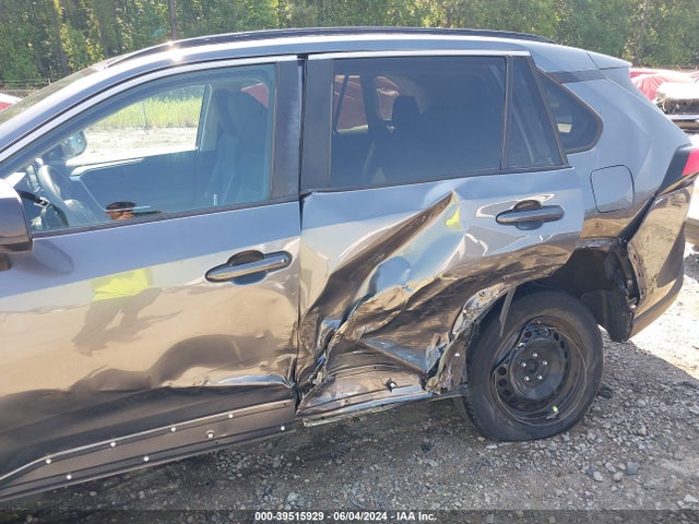 Toyota RAV4 LE 2021 2T3H1RFV3MC152039 Image 6