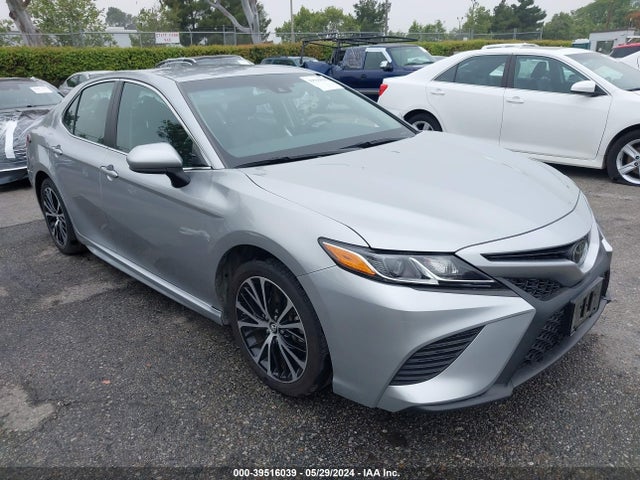 Toyota CAMRY SE 2018 4T1B11HK6JU610542 главное изображение