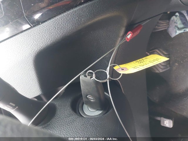 Nissan ROGUE S 2017 KNMAT2MTXHP578847 Image 11