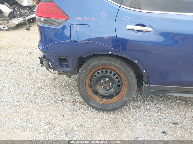 Nissan ROGUE S 2017 KNMAT2MTXHP578847 Image 12
