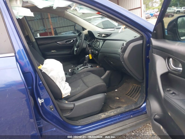 Nissan ROGUE S 2017 KNMAT2MTXHP578847 Image 5
