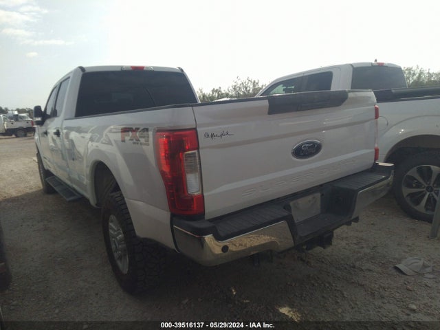 Ford F-250 Xlt 2018 1FT7W2BT5JEC80972 Image 3