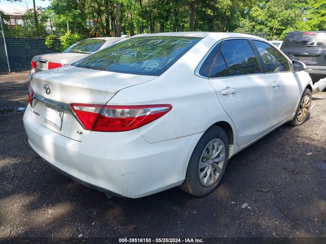 Toyota CAMRY LE 2015 4T1BF1FK8FU052950 Image 4