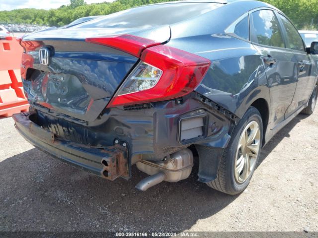19XFC2F52JE019299 Honda Civic Lx