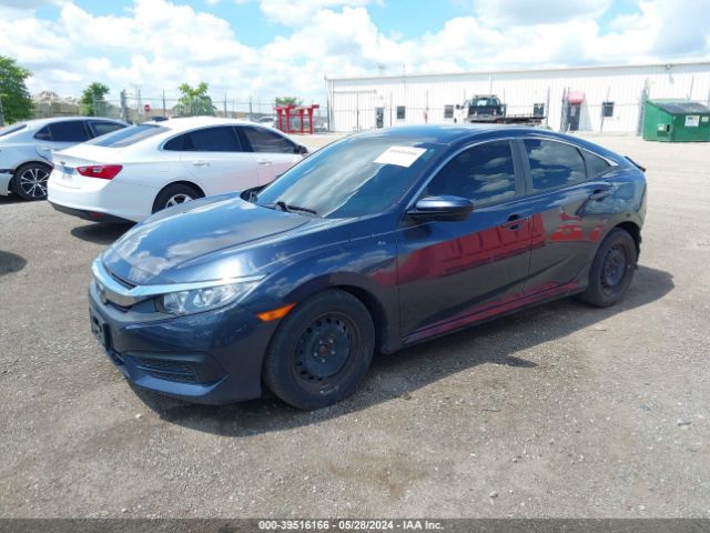 19XFC2F52JE019299 Honda Civic Lx