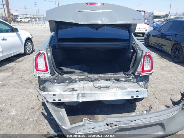 2C3CCAEG2KH686626 Chrysler 300 Limited