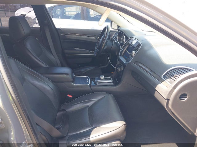 2C3CCAEG2KH686626 Chrysler 300 Limited
