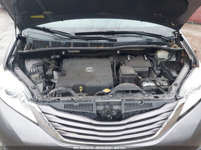 Toyota Sienna Le 8 Passenger 2015 5TDKK3DC0FS574841 Image 10