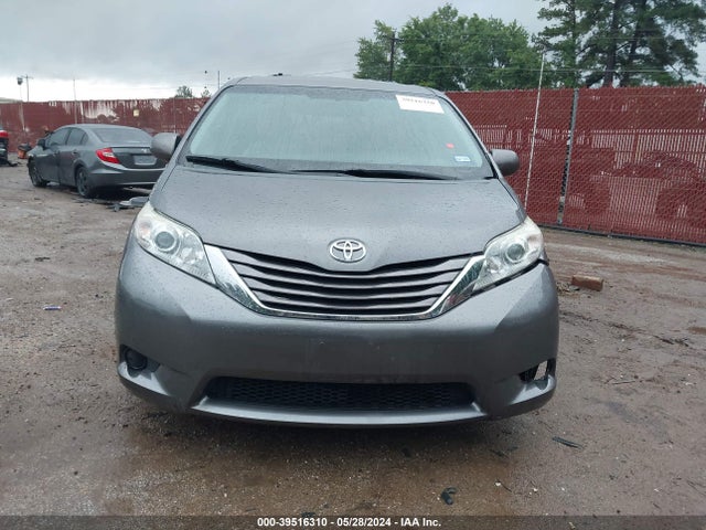 Toyota Sienna Le 8 Passenger 2015 5TDKK3DC0FS574841 Image 13