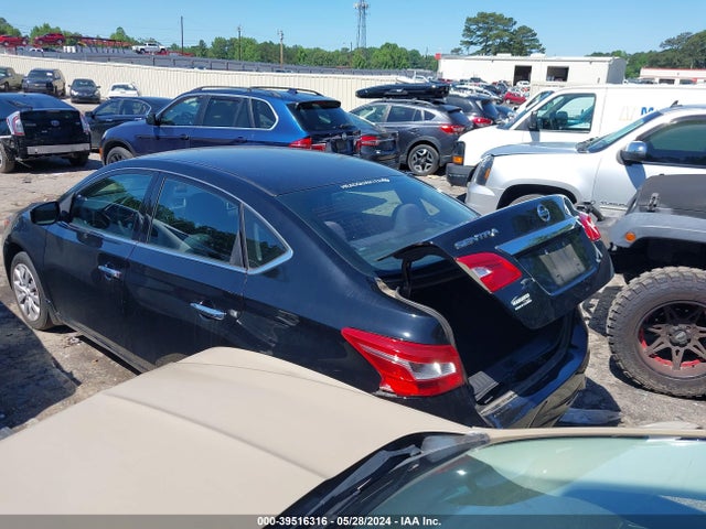 Nissan SENTRA S 2017 3N1AB7AP2HY378862 Image 3
