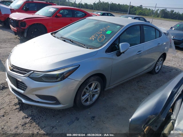 Chevrolet Cruze Lt Auto 2017 1G1BE5SM7H7229195 Image 2
