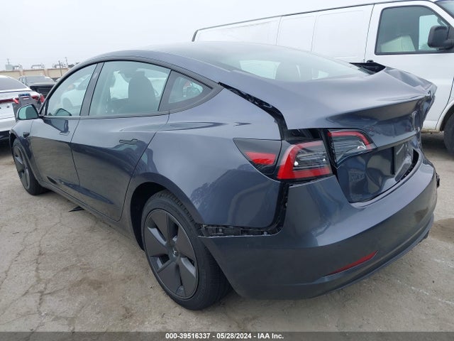 Tesla Model 3 Rear-wheel Drive 2023 5YJ3E1EA0PF702482 Image 3