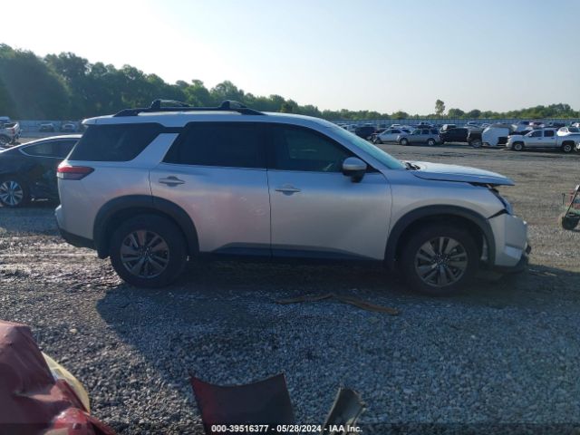 5N1DR3BAXNC253276 Nissan Pathfinder Sv 2wd