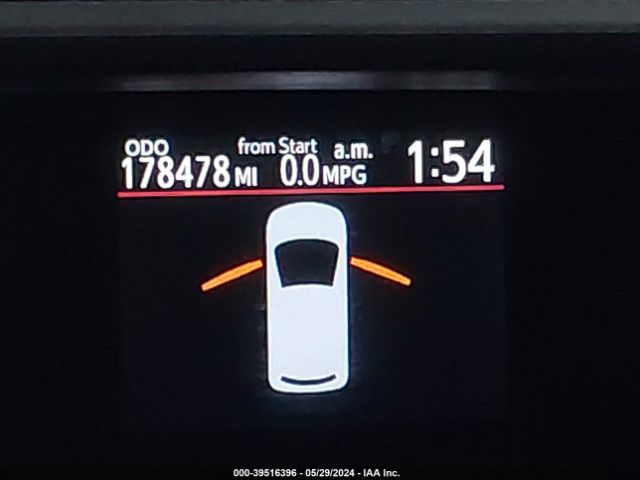 JTDKDTB37F1575897 Toyota Prius C One