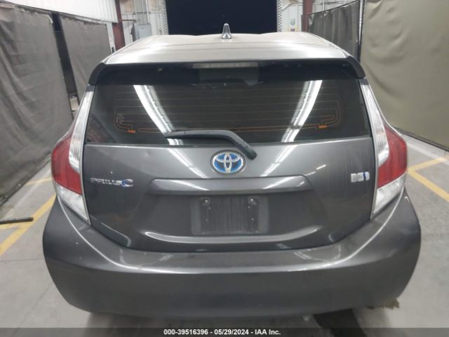 JTDKDTB37F1575897 Toyota Prius C One