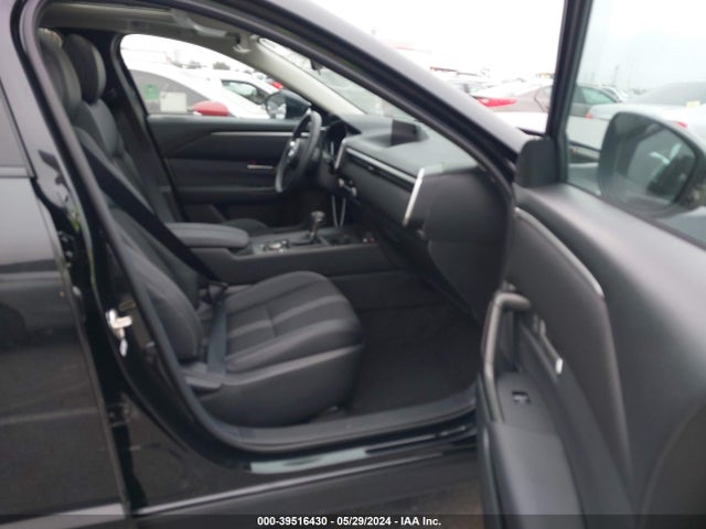 7MMVABCM1PN154260 Mazda Cx-50 2.5 S Preferred Plus