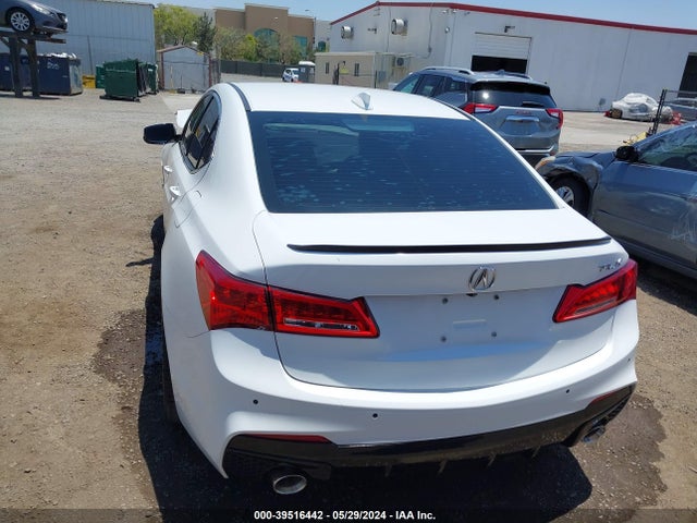Acura TLX 2018 19UUB1F3XJA005223 Image 16
