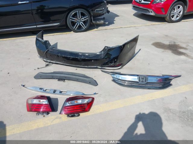 1HGCR3F95GA004495 Honda Accord Touring