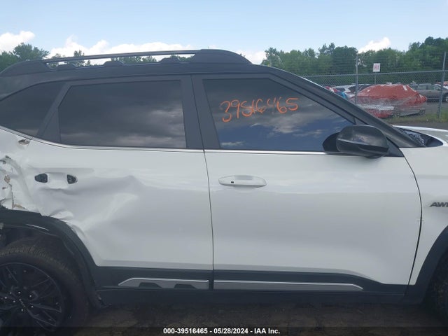 KIA Seltos Nightfall Edition 2022 KNDEUCA25N7290911 Image 14