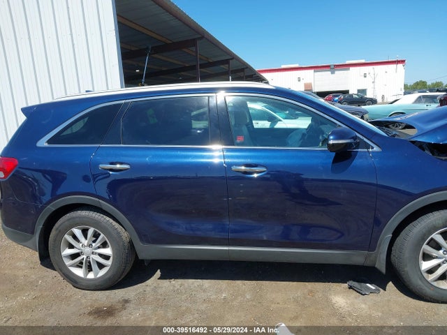 KIA Sorento 3.3l Lx 2018 5XYPG4A58JG397920 Image 14