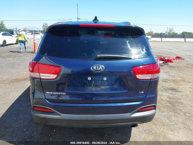 KIA Sorento 3.3l Lx 2018 5XYPG4A58JG397920 Image 17
