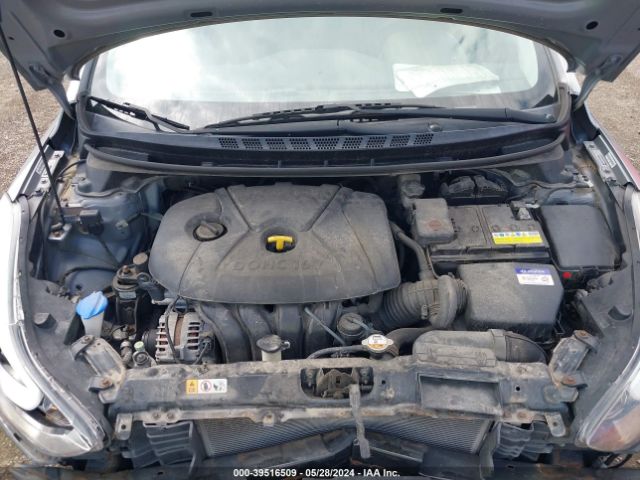 KMHDH4AE4FU420157 Hyundai ELANTRA SE