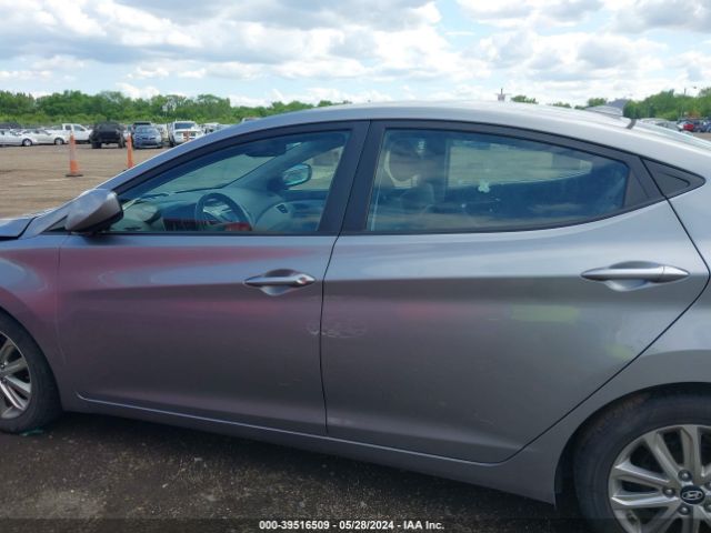 KMHDH4AE4FU420157 Hyundai ELANTRA SE