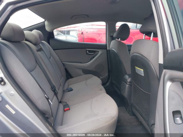 KMHDH4AE4FU420157 Hyundai ELANTRA SE