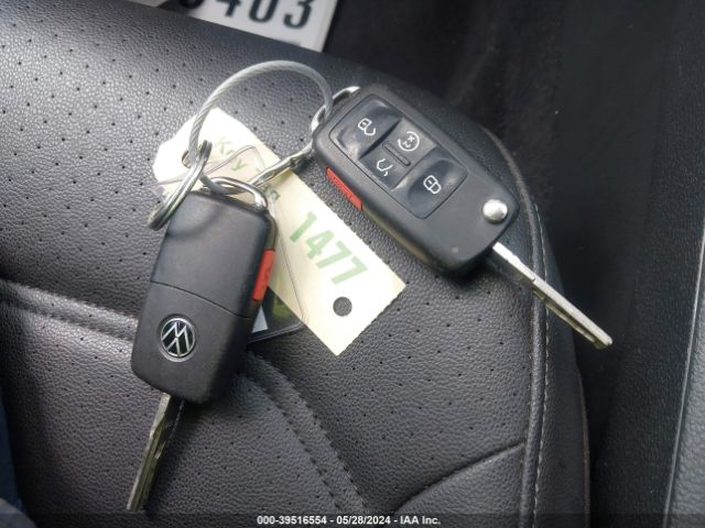 1VWSA7A33MC009557 Volkswagen Passat 2.0t Se