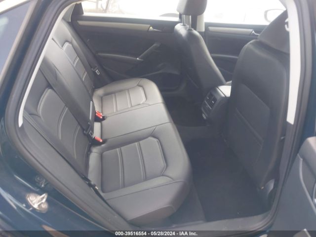 1VWSA7A33MC009557 Volkswagen Passat 2.0t Se